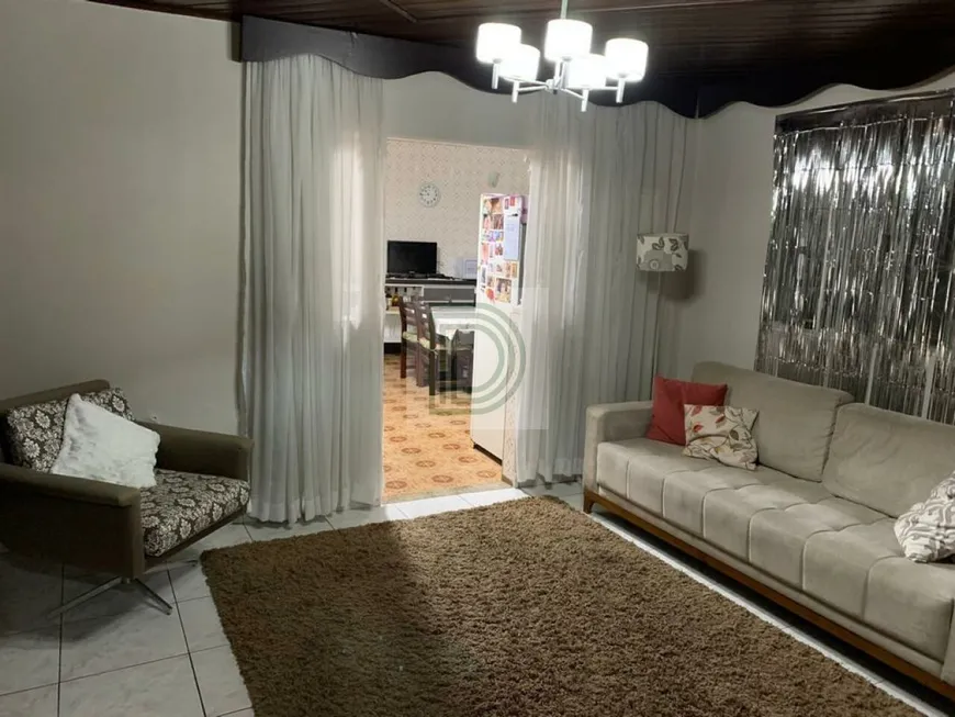Foto 1 de Casa com 4 Quartos à venda, 233m² em Vila Lageado, São Paulo