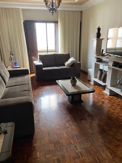 Foto 1 de Apartamento com 3 Quartos à venda, 142m² em Gonzaga, Santos