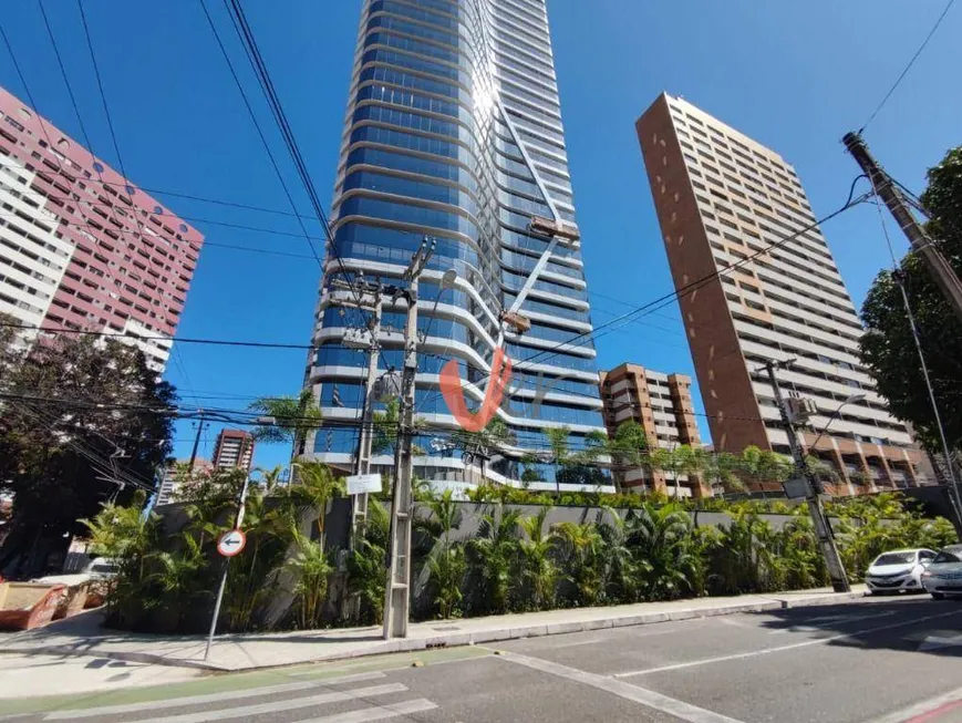 Foto 1 de Apartamento com 4 Quartos à venda, 311m² em Meireles, Fortaleza