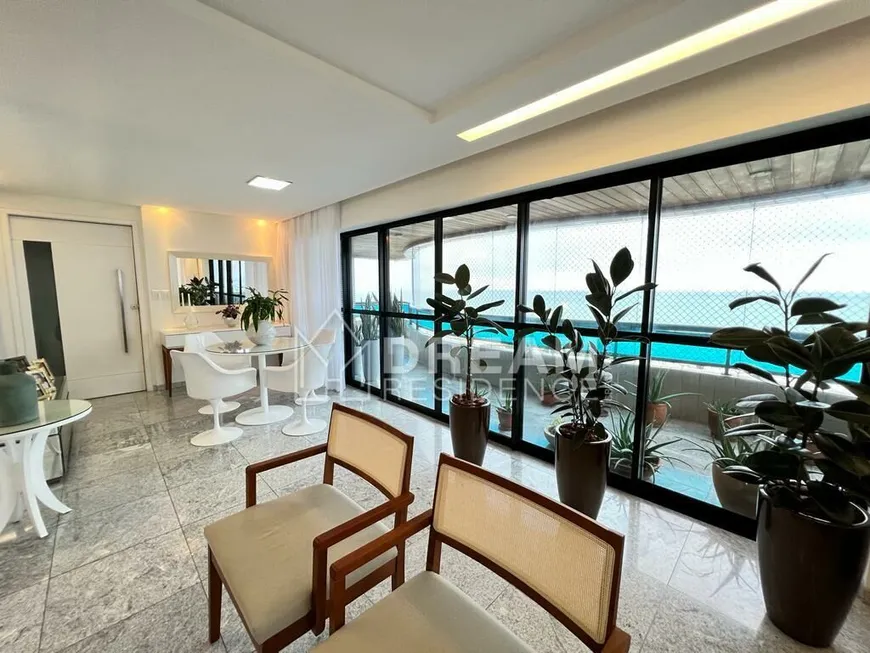 Foto 1 de Apartamento com 4 Quartos à venda, 250m² em Pina, Recife
