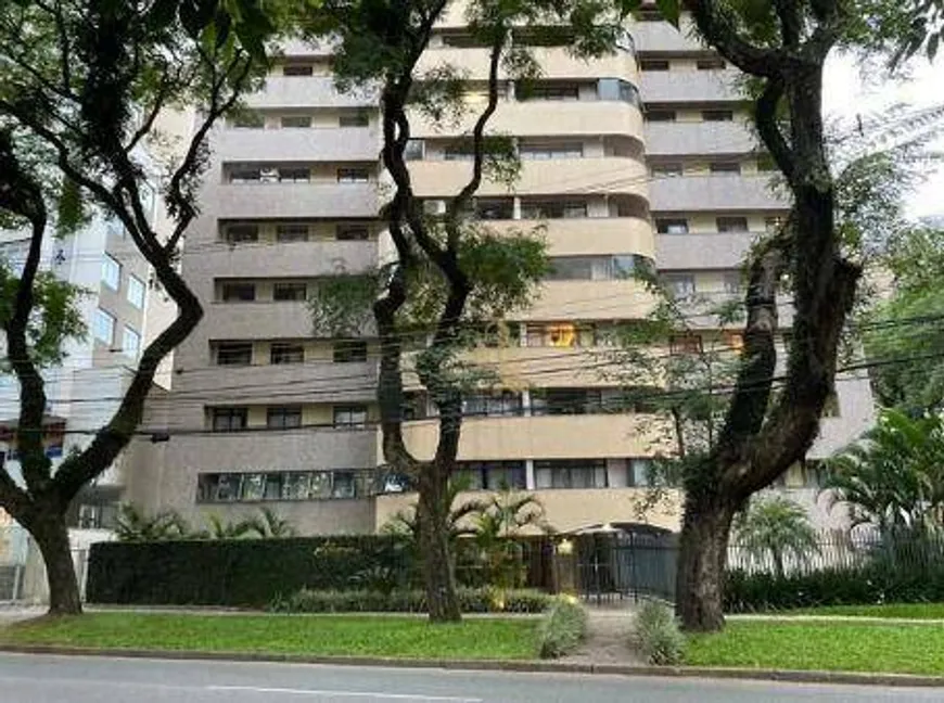 Foto 1 de Apartamento com 4 Quartos à venda, 149m² em Água Verde, Curitiba