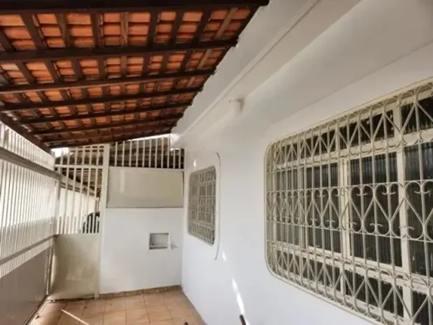 Foto 1 de Casa com 3 Quartos à venda, 120m² em Telégrafo Sem Fio, Belém