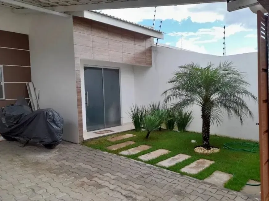 Foto 1 de Casa com 3 Quartos à venda, 90m² em Itapuã, Salvador