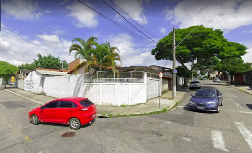 Foto 1 de Casa com 2 Quartos à venda, 196m² em Jardim Oriente, São José dos Campos