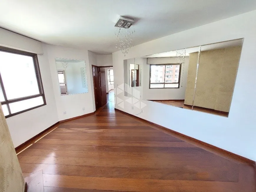 Foto 1 de Apartamento com 4 Quartos à venda, 206m² em Beira Mar, Florianópolis