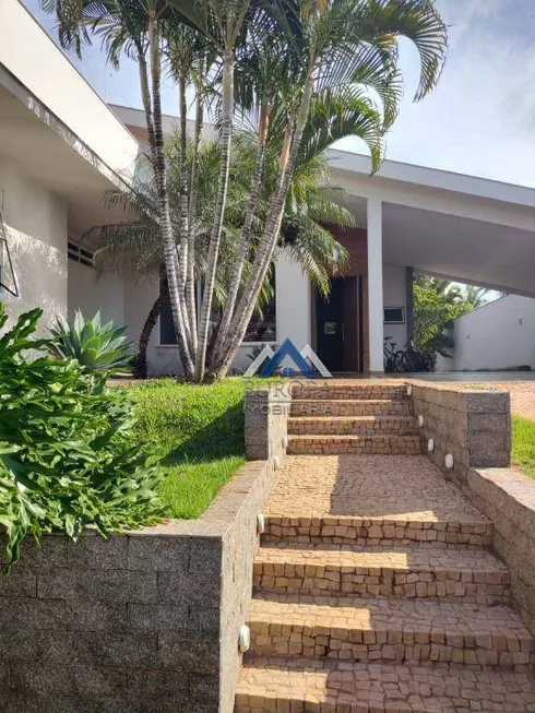 Foto 1 de Casa com 3 Quartos à venda, 500m² em Tucano, Londrina
