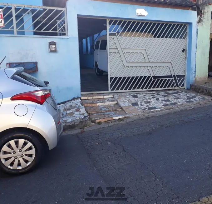 Foto 1 de Casa com 2 Quartos à venda, 67m² em Jardim das Bandeiras, Mogi das Cruzes