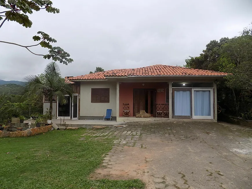 Foto 1 de Casa com 3 Quartos à venda, 135m² em Areias de Macacu, Garopaba