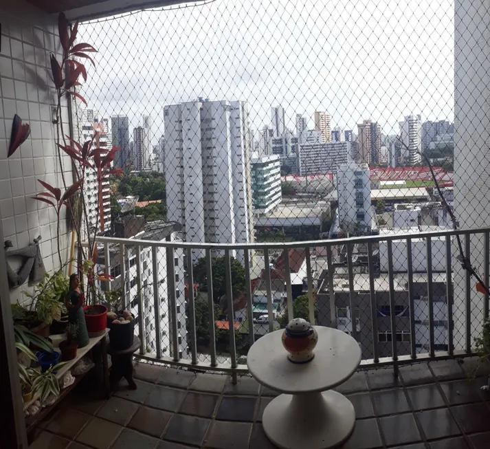 Foto 1 de Apartamento com 3 Quartos à venda, 130m² em Graças, Recife