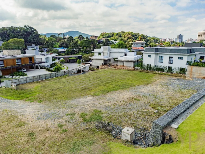 Foto 1 de Lote/Terreno à venda, 1111m² em América, Joinville