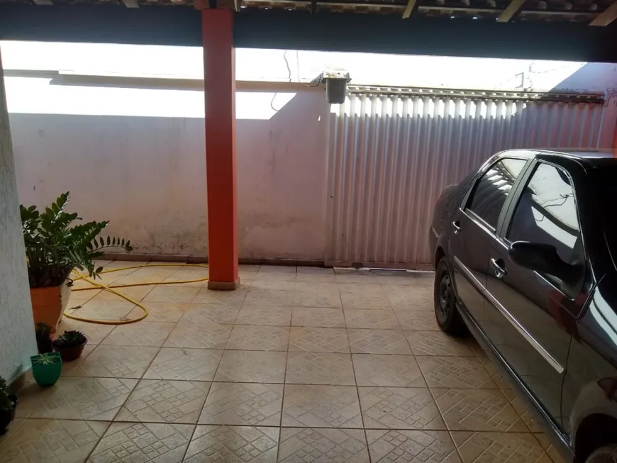 Foto 1 de Casa com 3 Quartos à venda, 150m² em Jardim Patrícia, Uberlândia