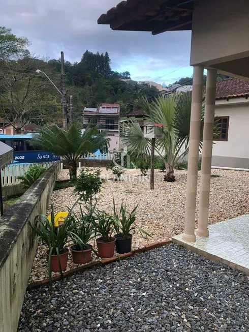 Foto 1 de Lote/Terreno à venda, 1150m² em Primeiro de Maio, Brusque