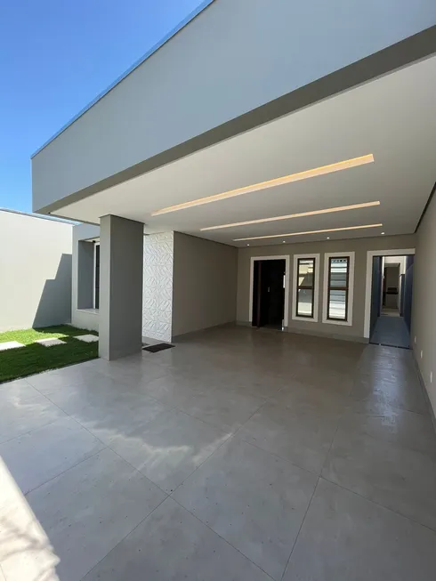 Foto 1 de Casa com 3 Quartos à venda, 150m² em Planalto, Montes Claros