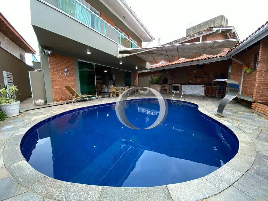 Foto 1 de Casa com 5 Quartos à venda, 330m² em Enseada, Guarujá