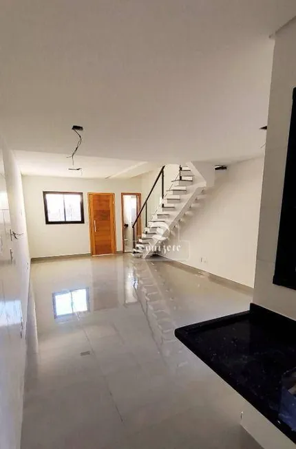 Foto 1 de Sobrado com 3 Quartos à venda, 133m² em Vila Helena, Santo André