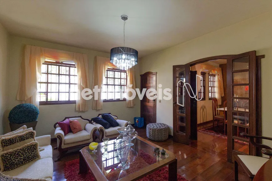 Foto 1 de Casa com 4 Quartos à venda, 450m² em Santa Lúcia, Belo Horizonte