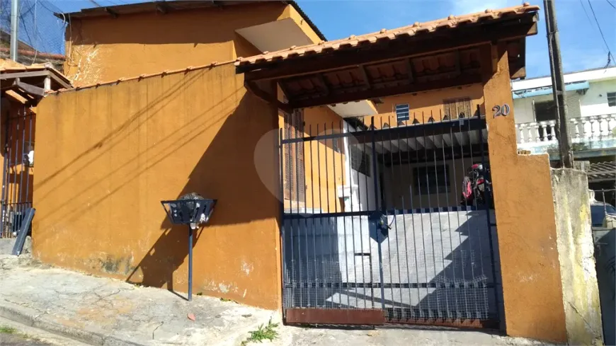 Foto 1 de Sobrado com 3 Quartos para venda ou aluguel, 108m² em Tremembé, São Paulo