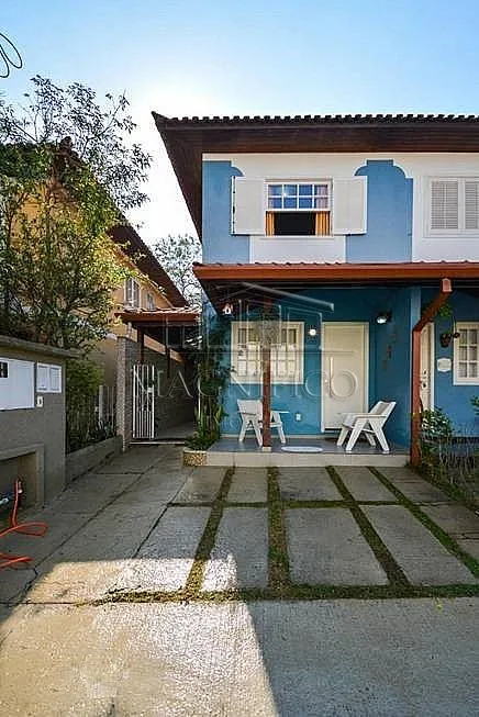 Foto 1 de Casa de Condomínio com 2 Quartos à venda, 120m² em Taboão, São Bernardo do Campo