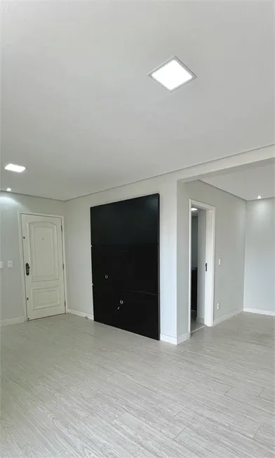 Foto 1 de Apartamento com 3 Quartos à venda, 124m² em Vila Mesquita, São Paulo