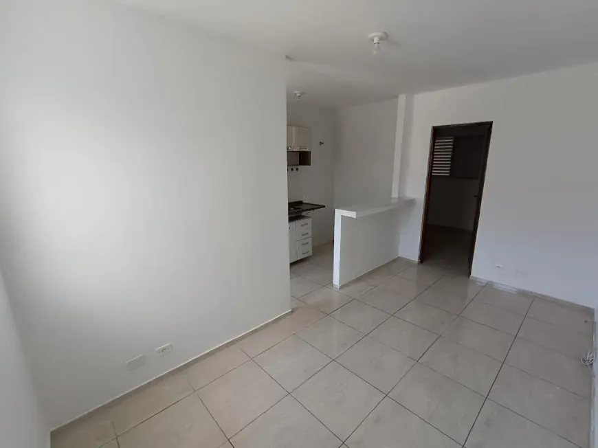 Foto 1 de Apartamento com 1 Quarto para alugar, 32m² em Itaberaba, São Paulo