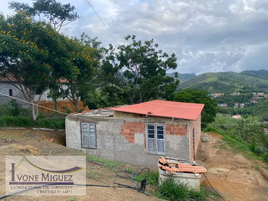 Foto 1 de Casa com 1 Quarto à venda, 30m² em Zenobiópolis, Paty do Alferes