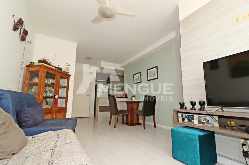 Foto 1 de Apartamento com 3 Quartos à venda, 62m² em Sarandi, Porto Alegre