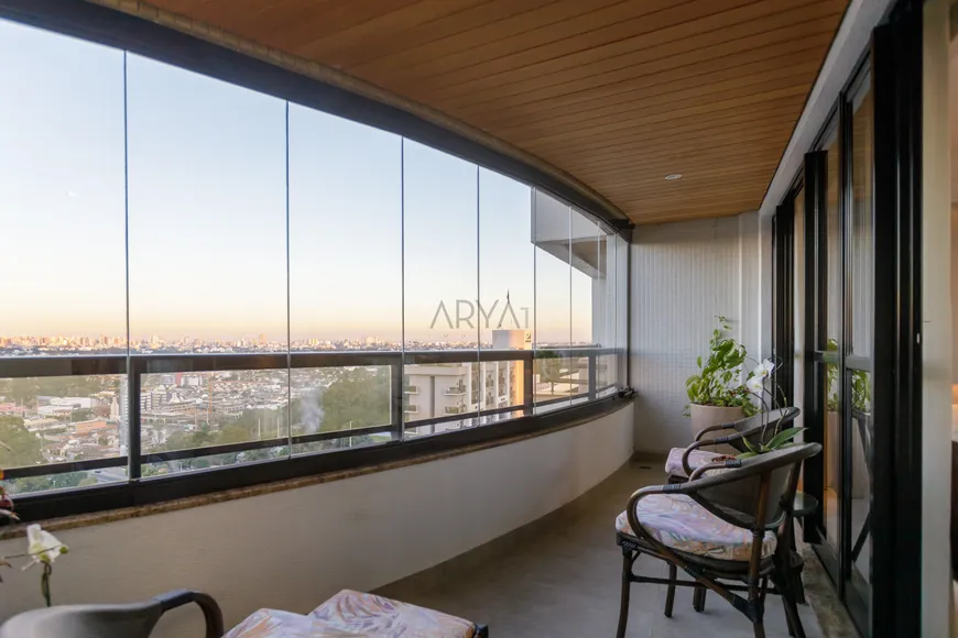 Foto 1 de Apartamento com 3 Quartos à venda, 205m² em Mossunguê, Curitiba