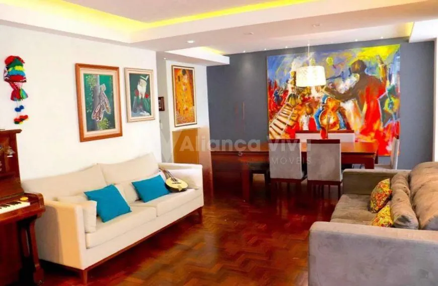 Foto 1 de Apartamento com 3 Quartos à venda, 165m² em Laranjeiras, Rio de Janeiro