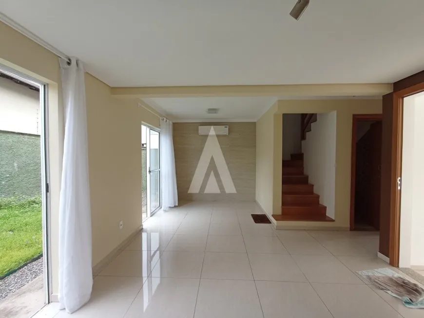 Foto 1 de Casa de Condomínio com 3 Quartos à venda, 117m² em Bom Retiro, Joinville