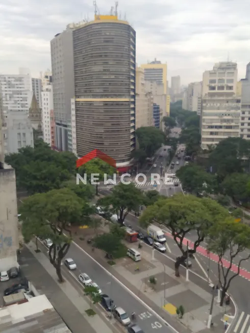 Foto 1 de Kitnet com 1 Quarto à venda, 37m² em Centro, São Paulo