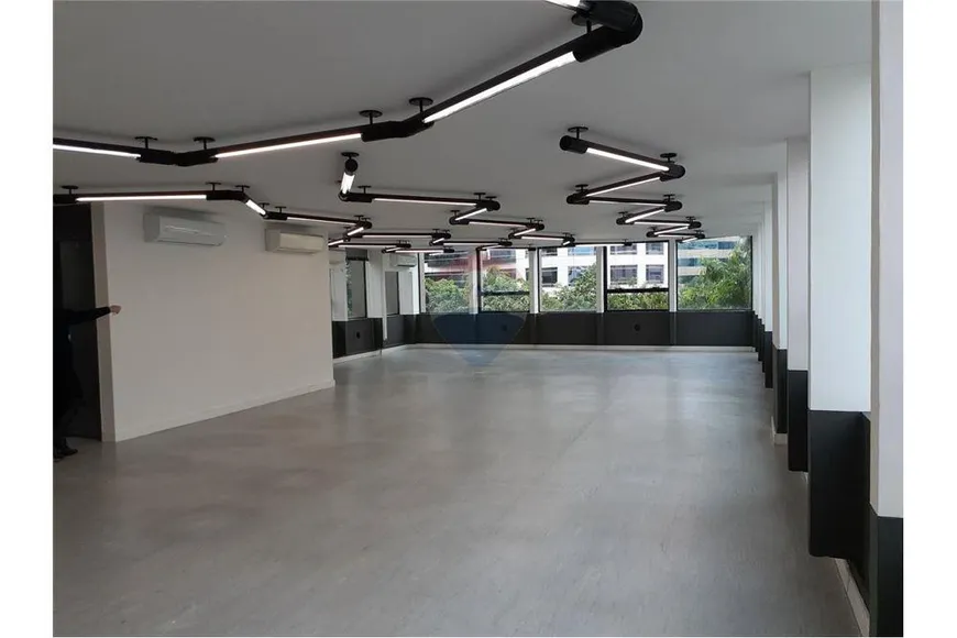 Foto 1 de Sala Comercial para alugar, 286m² em Vila Olímpia, São Paulo