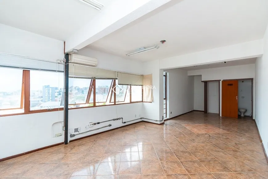 Foto 1 de Sala Comercial para alugar, 44m² em Centro Histórico, Porto Alegre