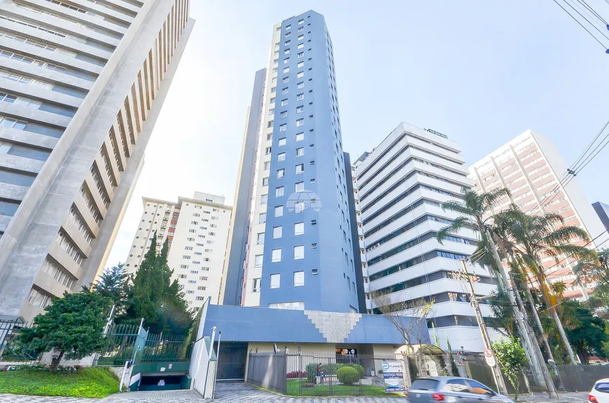 Foto 1 de Apartamento com 3 Quartos à venda, 53m² em Bigorrilho, Curitiba