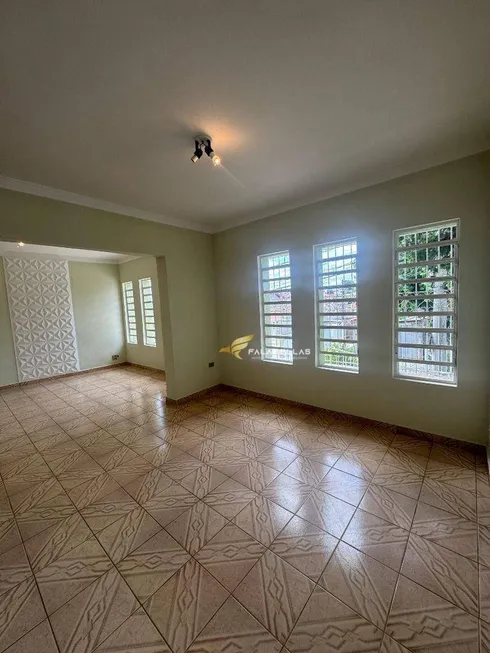 Foto 1 de Casa com 3 Quartos à venda, 182m² em Vila Progresso, Jundiaí