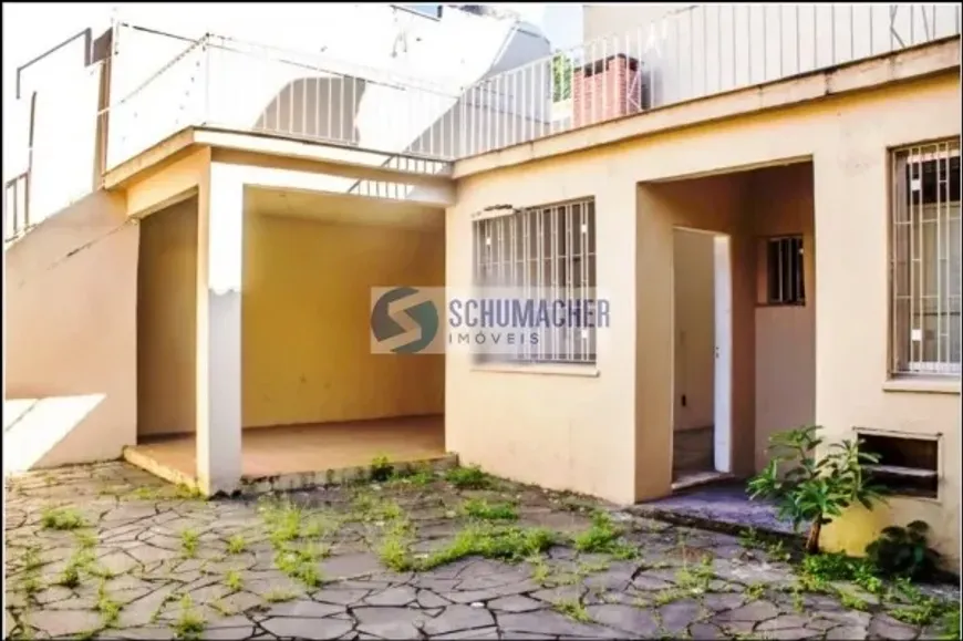 Foto 1 de Ponto Comercial com 3 Quartos à venda, 361m² em Floresta, Porto Alegre