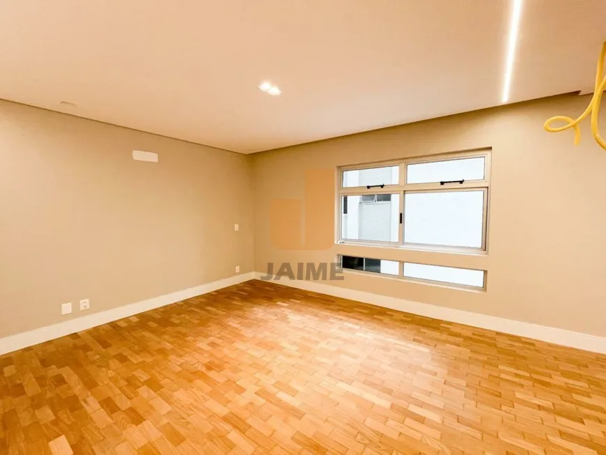 Foto 1 de Apartamento com 3 Quartos à venda, 219m² em Jardim Paulista, São Paulo