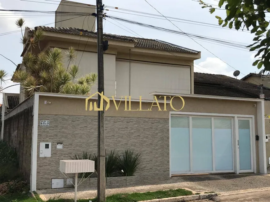 Foto 1 de Casa com 4 Quartos à venda, 320m² em Residencial Porto Seguro, Goiânia