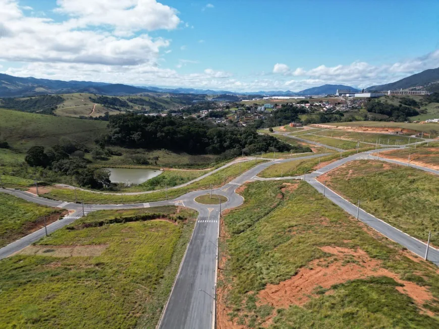 Foto 1 de Lote/Terreno à venda, 250m² em Centro, Extrema