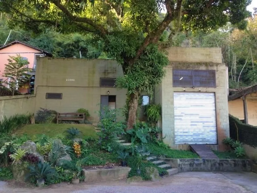 Foto 1 de Lote/Terreno à venda, 711m² em Vargem Grande, Rio de Janeiro