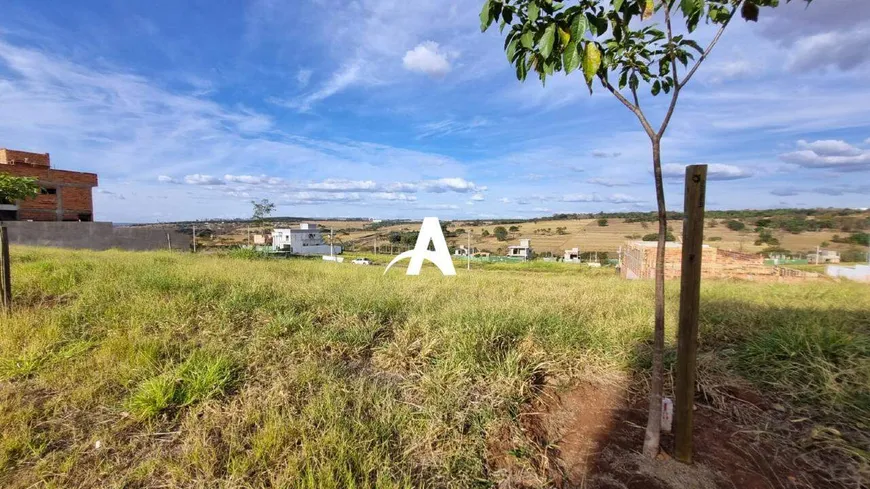 Foto 1 de Lote/Terreno à venda, 322m² em Granja Marileusa , Uberlândia