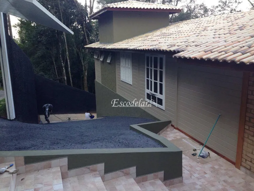 Foto 1 de Casa com 3 Quartos à venda, 350m² em Parque Petrópolis, Mairiporã