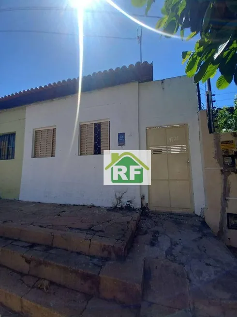 Foto 1 de Casa com 2 Quartos para alugar, 70m² em Centro, Teresina