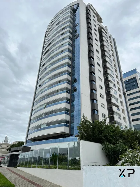 Foto 1 de Cobertura com 3 Quartos para venda ou aluguel, 248m² em Estreito, Florianópolis