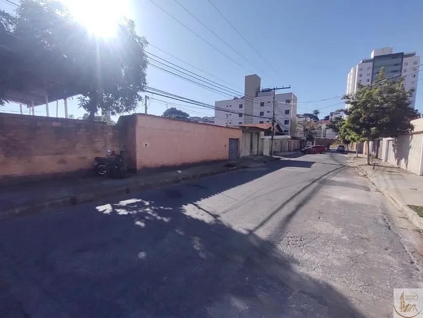 Foto 1 de Lote/Terreno à venda, 360m² em União, Belo Horizonte