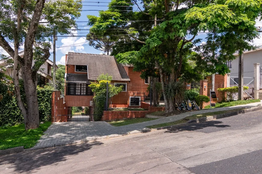 Foto 1 de Casa com 4 Quartos à venda, 458m² em Vista Alegre, Curitiba