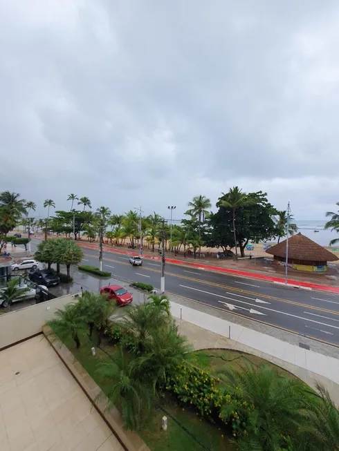 Foto 1 de Apartamento com 4 Quartos à venda, 250m² em Ponta Verde, Maceió