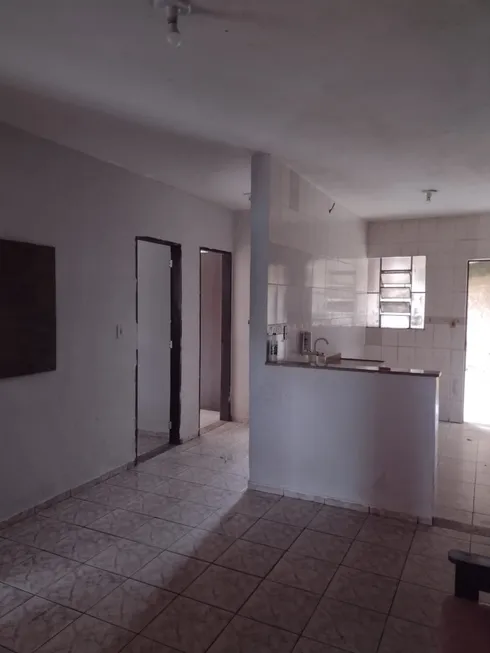 Foto 1 de Casa com 2 Quartos à venda, 63m² em Jardim Beira Rio, Resende