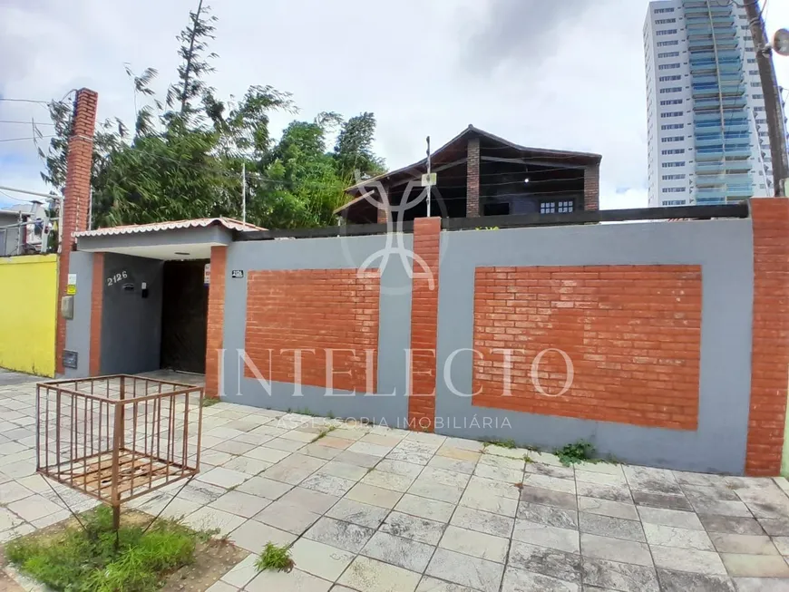 Foto 1 de Casa com 4 Quartos à venda, 350m² em Lagoa Nova, Natal