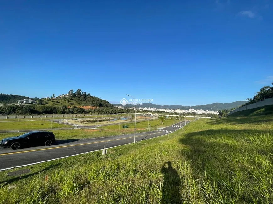 Foto 1 de Lote/Terreno à venda, 449m² em Rio do Meio, Camboriú