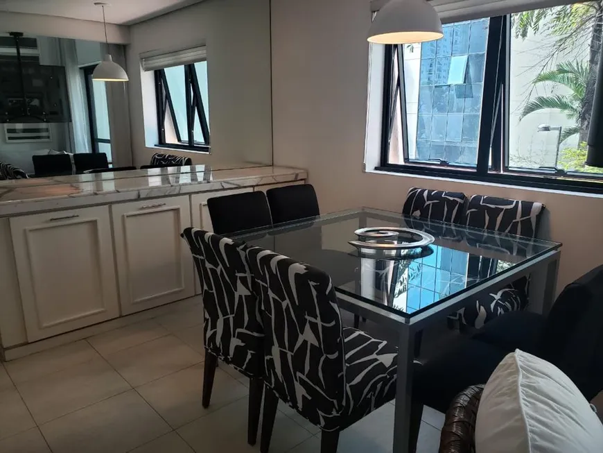 Foto 1 de Apartamento com 2 Quartos à venda, 65m² em Moema, São Paulo